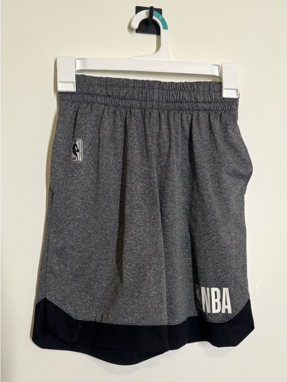 NBA Heather Gray & Black Athletic Shorts with Drawstring Medium 10-12 Stretch